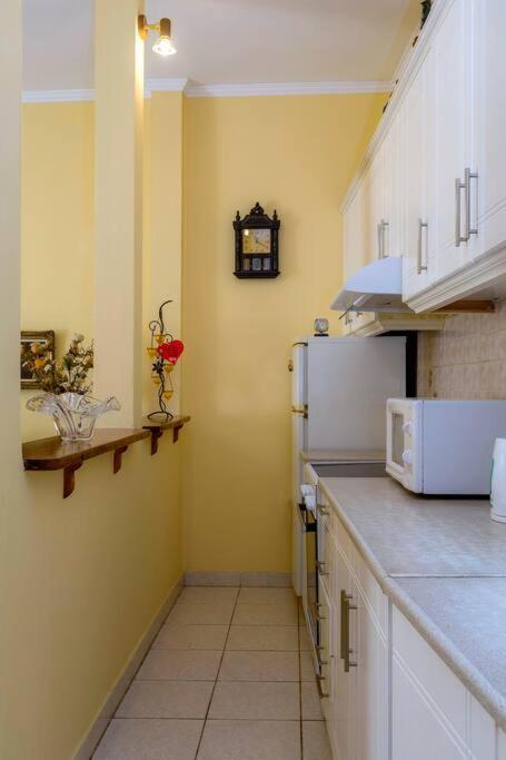 Ria'S Apartment In Corfu Town Buitenkant foto