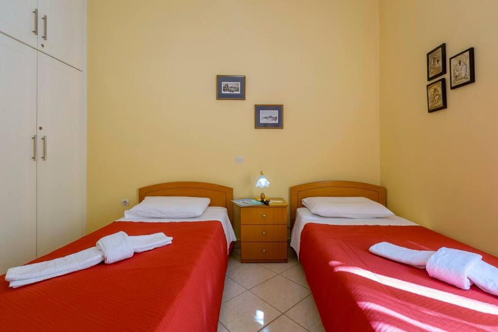 Ria'S Apartment In Corfu Town Buitenkant foto