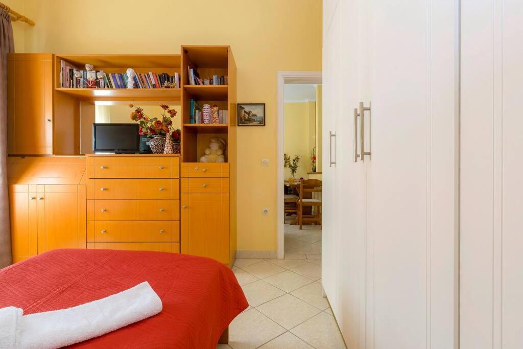 Ria'S Apartment In Corfu Town Buitenkant foto