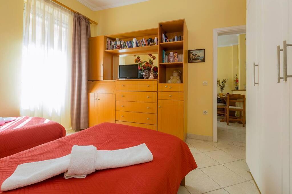 Ria'S Apartment In Corfu Town Buitenkant foto